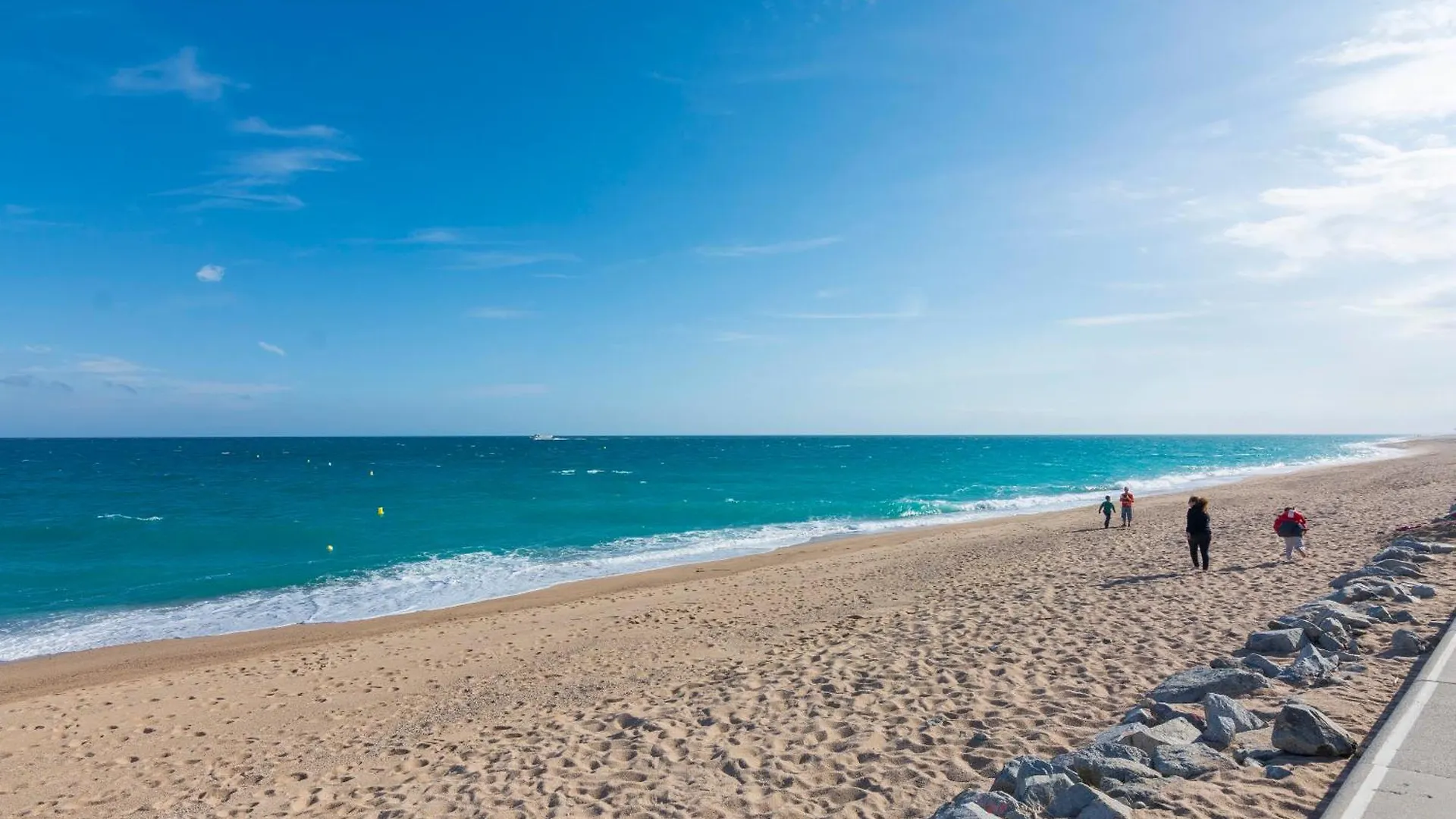 Homeholidaysrentals Maritim V Pineda de Mar Appartement