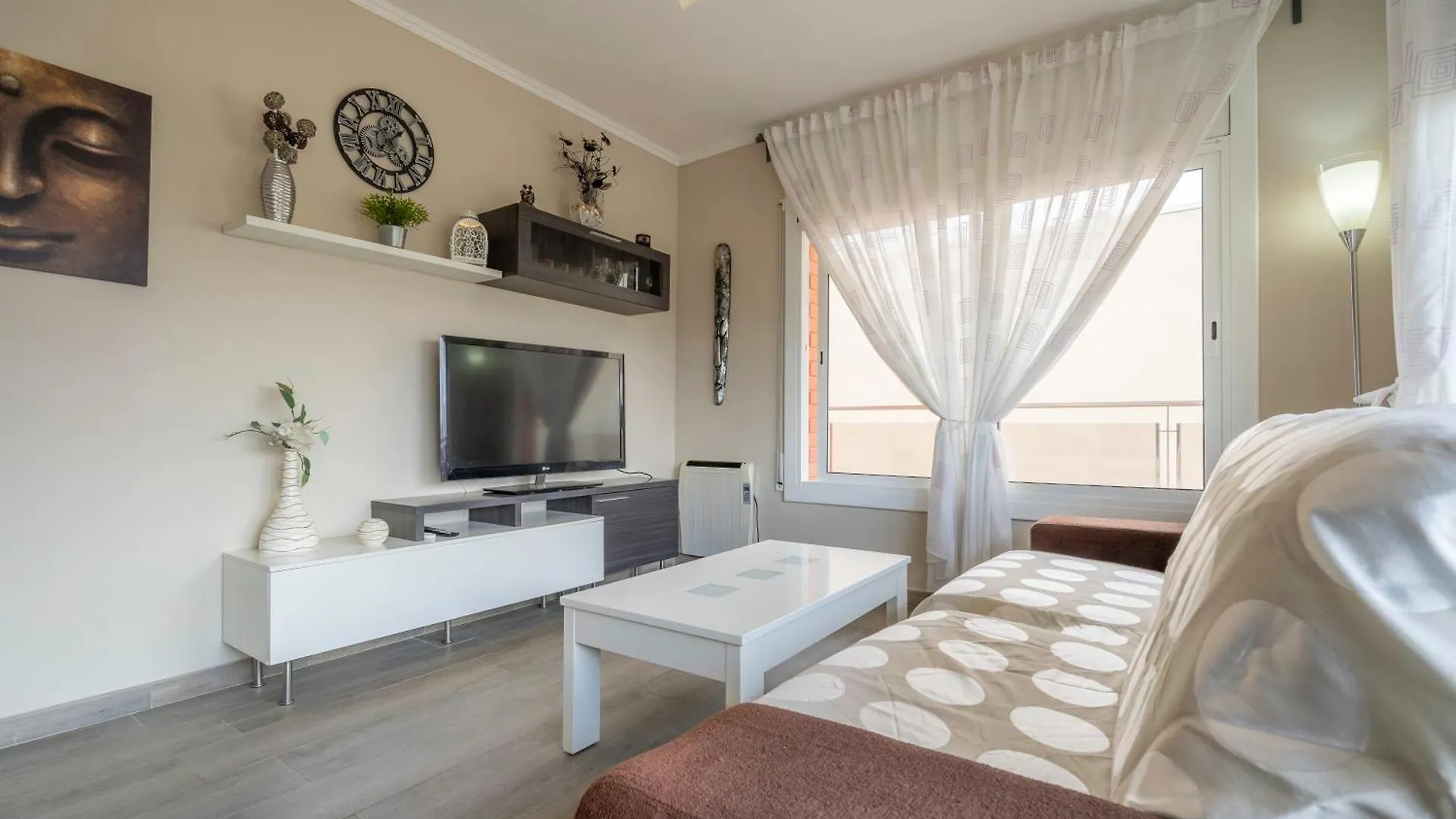 Homeholidaysrentals Maritim V Pineda de Mar Espagne