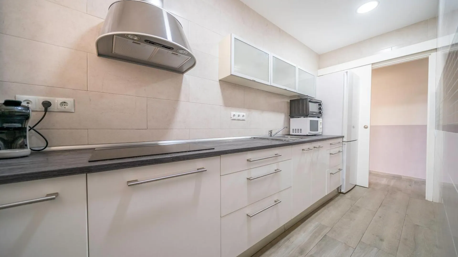 Homeholidaysrentals Maritim V Pineda de Mar Appartement